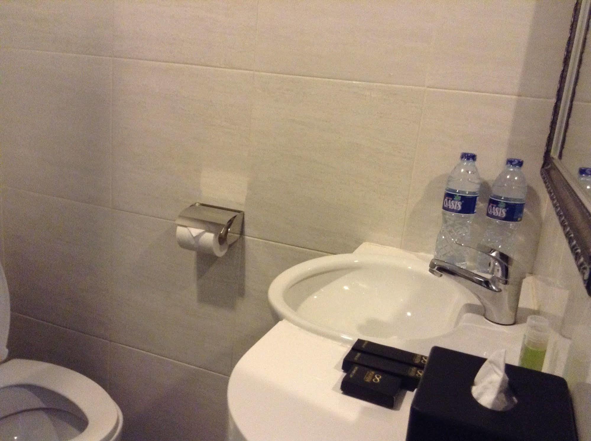 โรงแรมมาเวน ฟัตมาวาติ จาการ์ตา ภายนอก รูปภาพ